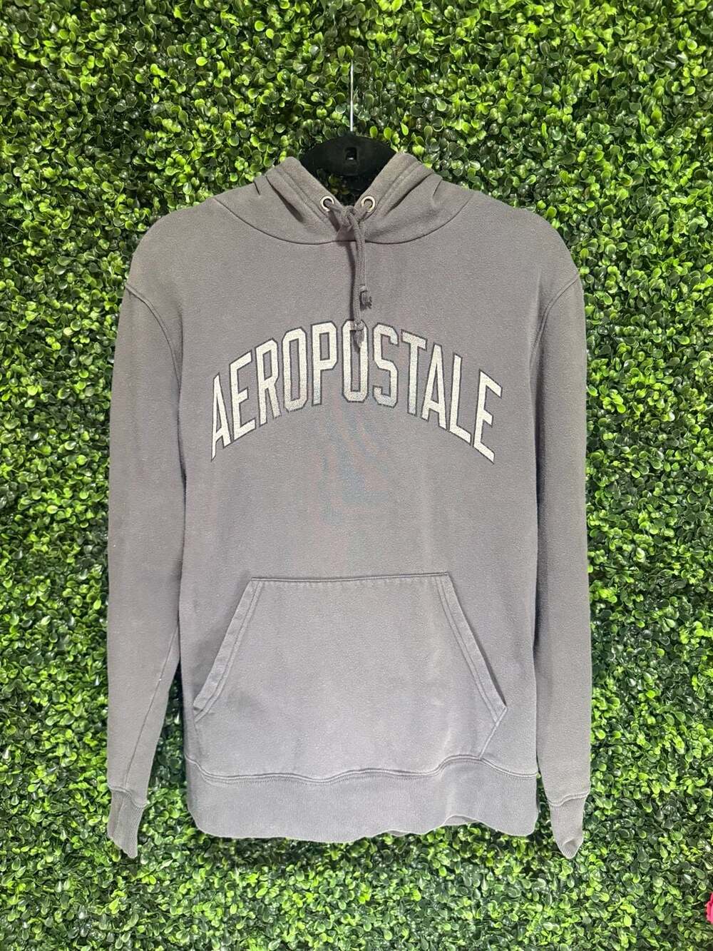 Aeropostale Hoodie Size M Grey Arch Spellout Pullover Sweatshirt